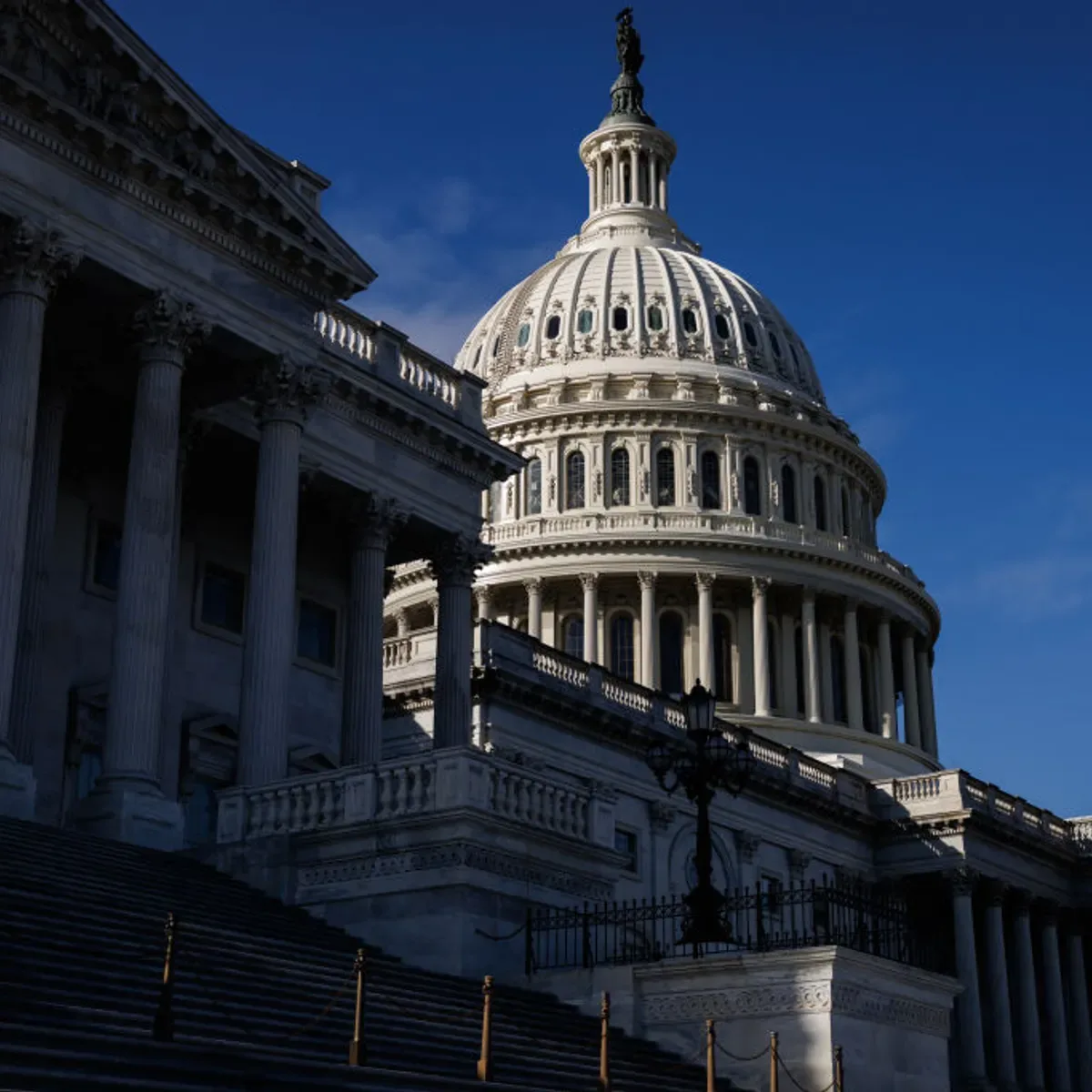 GOP governors blast proposed AI state law freeze