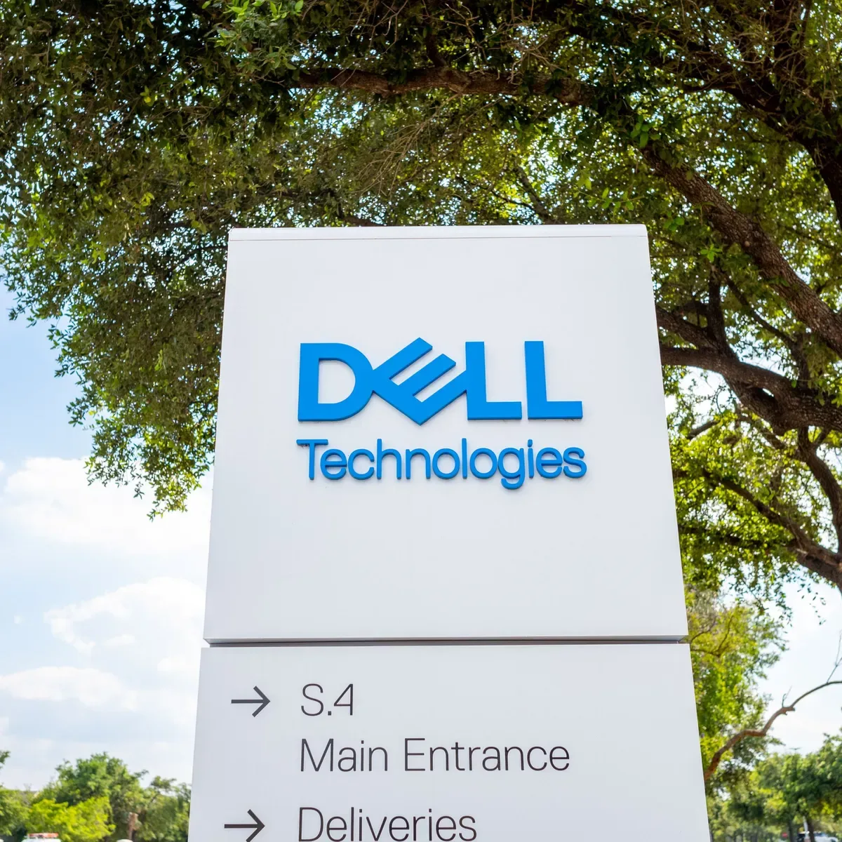 Dell revenue jumps 88% as it rides enterprise AI wave