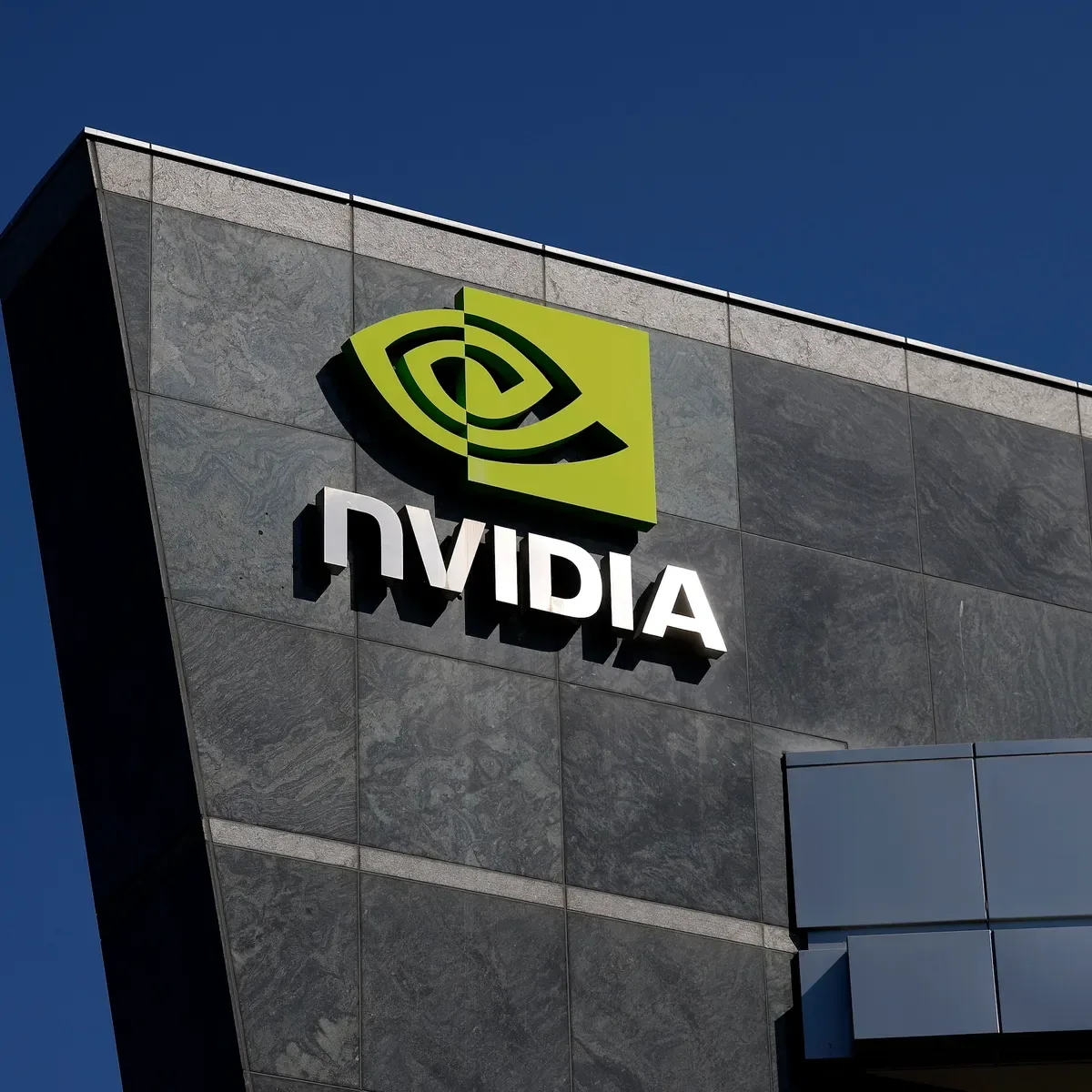 Nvidia CEO praises open-source AI as enterprises deploy GPU servers
