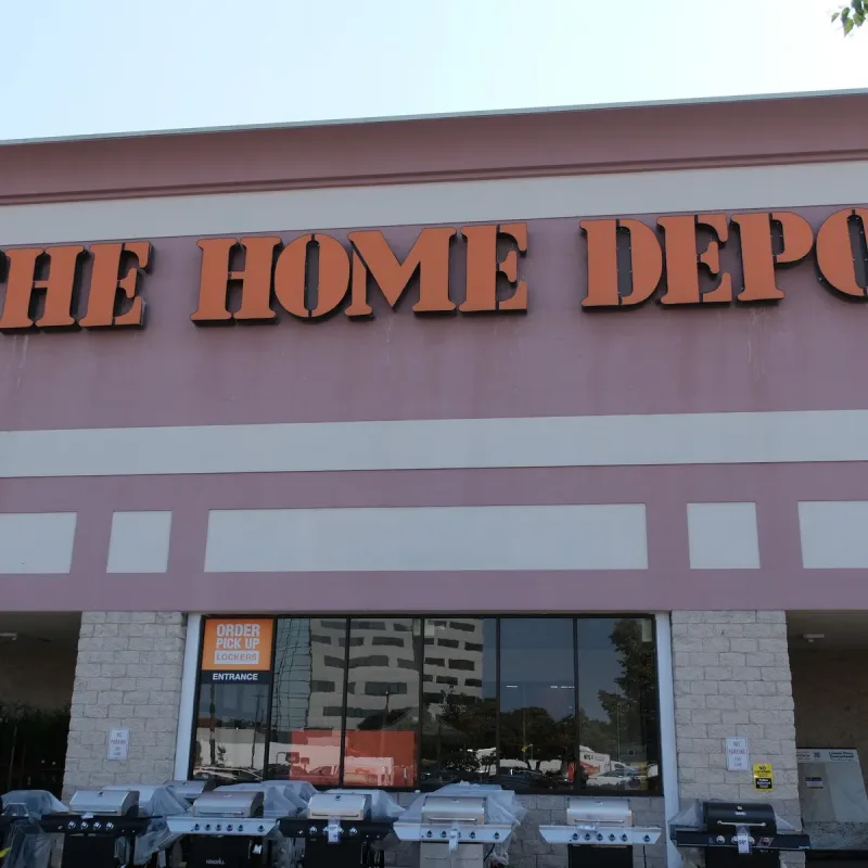 Home Depot elevates CIO from within as AI adoption plans progress