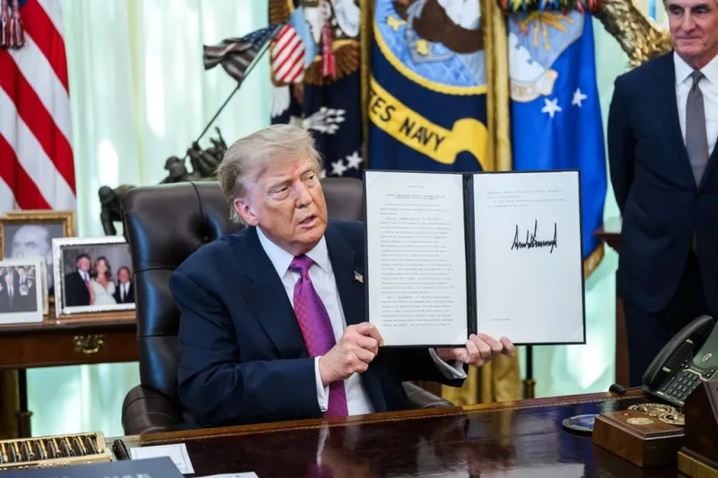 Google Maps Renames Lake Ontario ‘Lake America’ After Trump Order